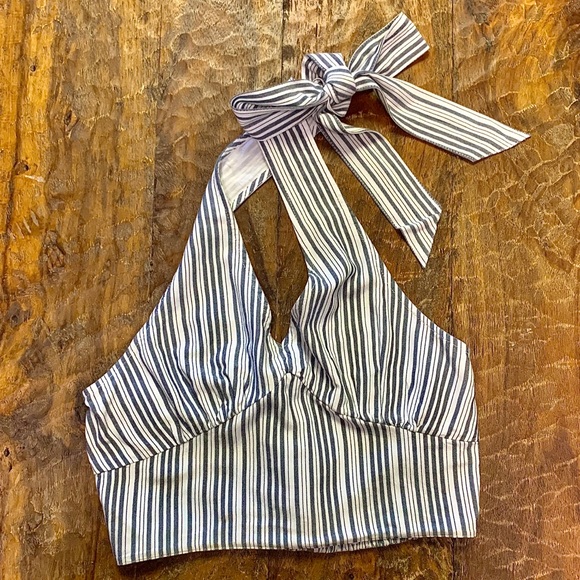 American Eagle Outfitters Tops - American Eagle Outfitters Halter Top